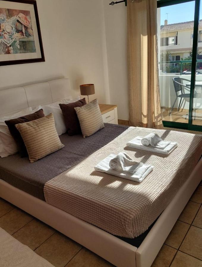 Villa Sequeira - Private Pool - Free Wifi - By Bedzy Albufeira Buitenkant foto